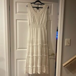 Nation AK Outfits white maxi dress size S